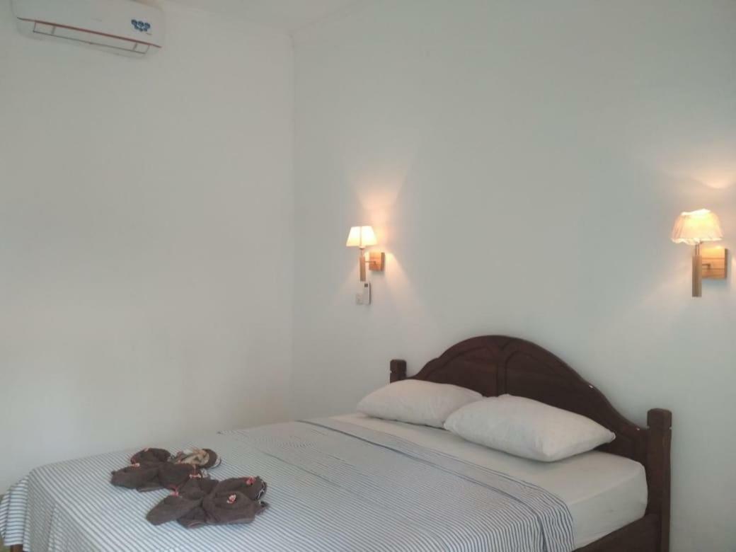 Almaida II Gili Trawangan Bed and Breakfast Eksteriør billede